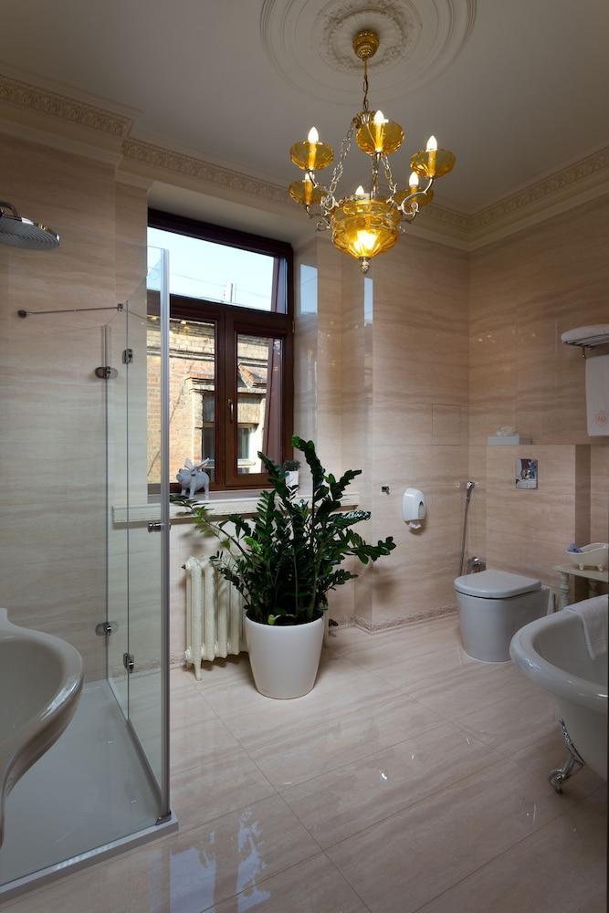 Hotel 19 Kharkiv Eksteriør billede