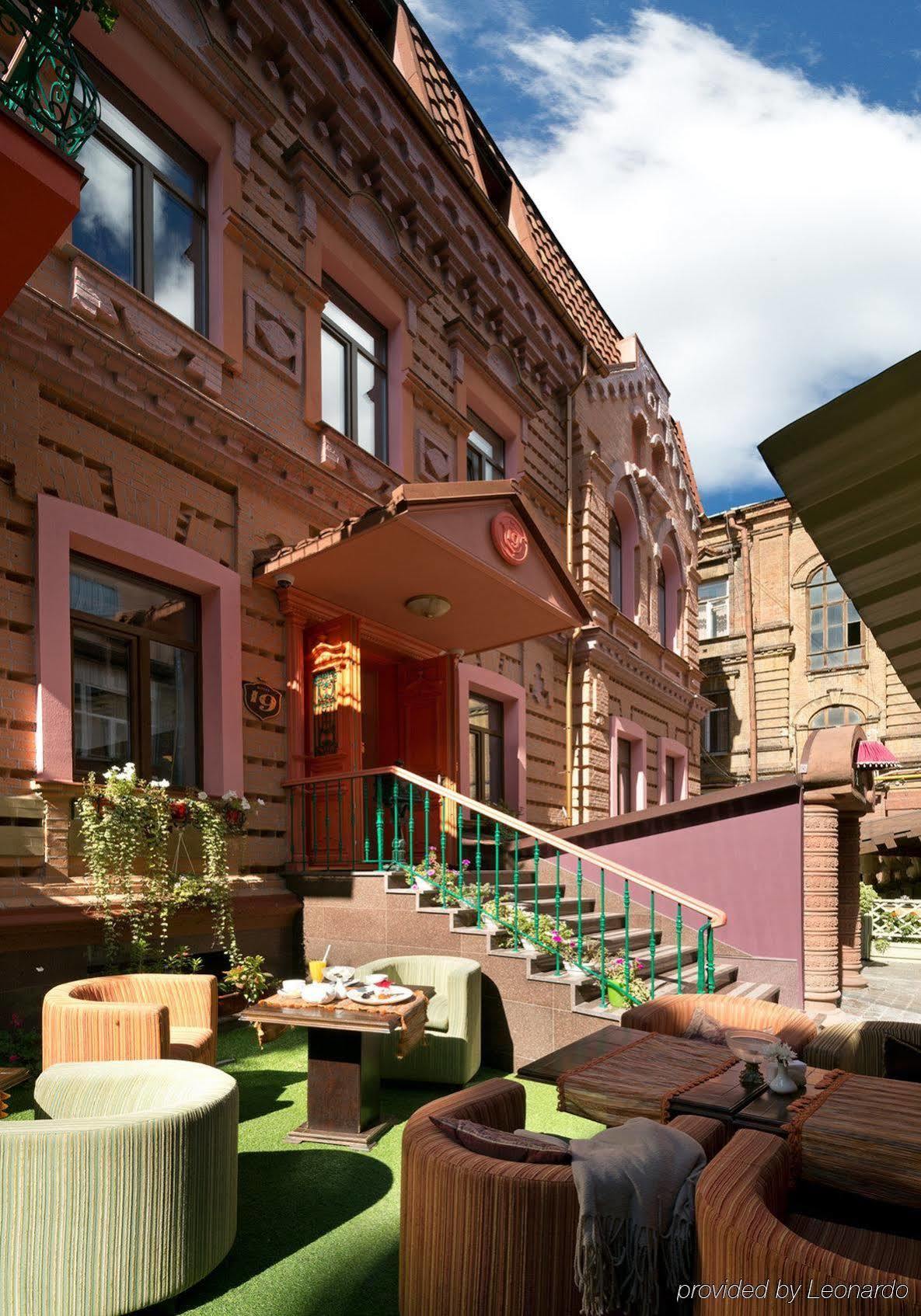 Hotel 19 Kharkiv Eksteriør billede